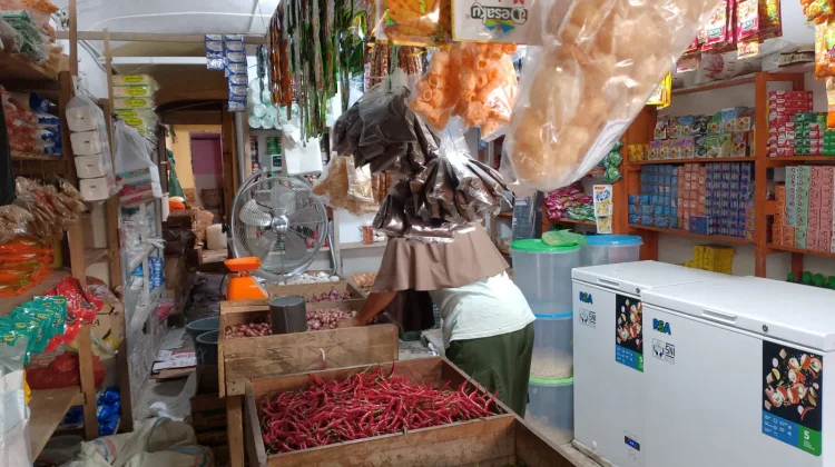 Pedagang Nagan Raya Khawatir Harga Barang Pokok Terus Naik