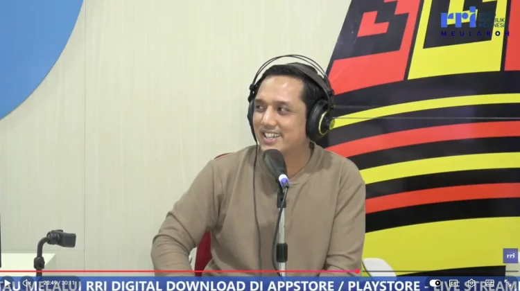 PRO2 RRI Meulaboh Hadirkan Program “GIBOL (Gibah Bola)” Semarakkan Piala Dunia 2026