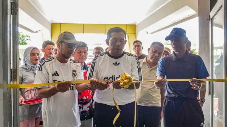 Monas Resmikan Gedung Poliklinik Baru RSUD Simeulue