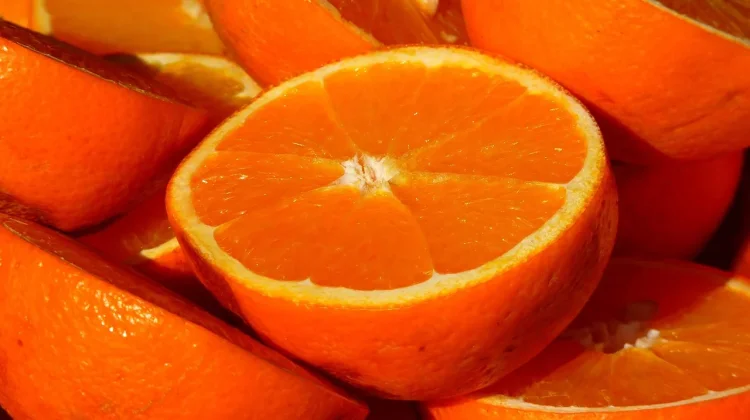 Buah Penurun Panas yang Baik Dikonsumsi saat Demam