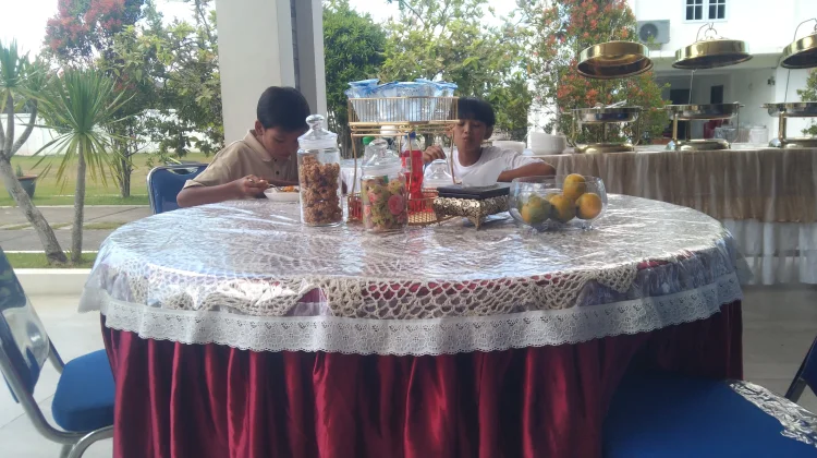 Mantan Bupati Aceh Barat Gelar Open House Idul adha