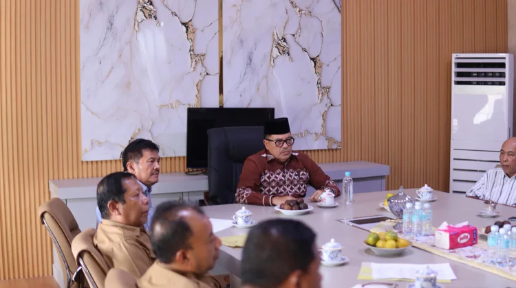 Respon Keluhan Petani Sawit, Bupati TRK Panggil Seluruh PMKS dan Minta Harga TBS Din