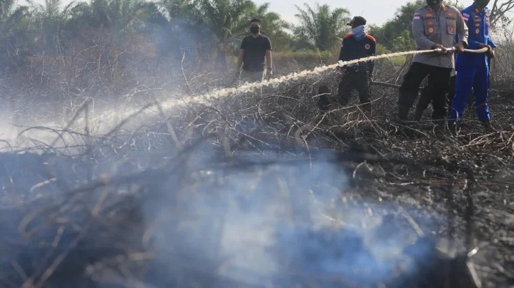 Pimpin Penanganan Karhutla, Kapolres Aceh Barat: Penegakan Hukum Tetap Berjalan