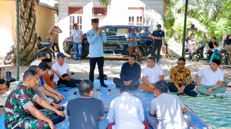 Bupati Aceh Barat Letakkan Batu Pertama RLH Duafa
