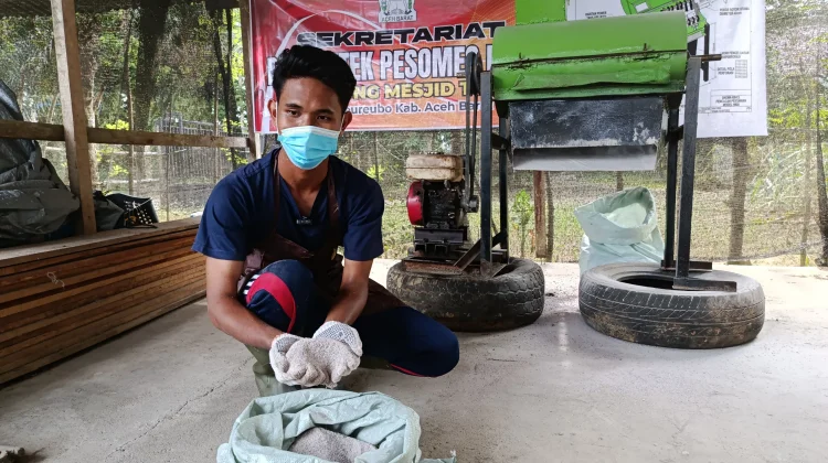 Teknologi Mesin Penggiling Ubah Cangkang Kerang Menjadi Produk Bernilai Tambah