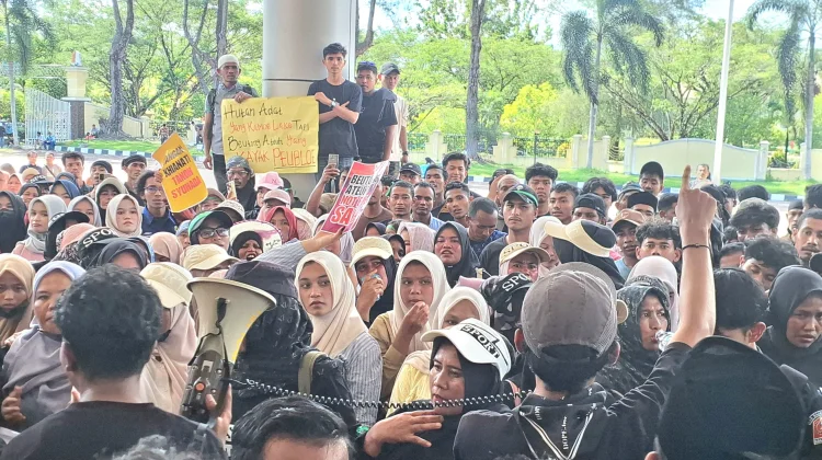 Masyarakat Dataran Tinggi Beutong Turun Gunung, Aksi Tolak Tambang