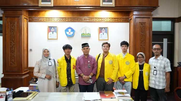 Kadisdik Aceh Murthalamuddin Terima Kunjungan Audiensi AICRF dan BEM UI