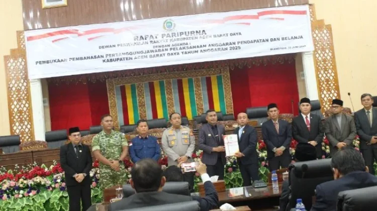 Bupati Abdya Safaruddin Hadiri Rapat Pembahasan LPJ Anggran 2025