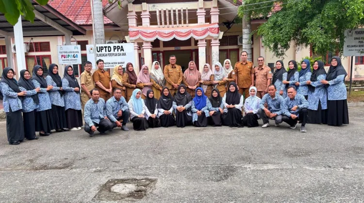 DP3AKB Aceh Barat Peringati Harganas ke-33, Gaungkan Tema “Ayah Wajib Hadir”