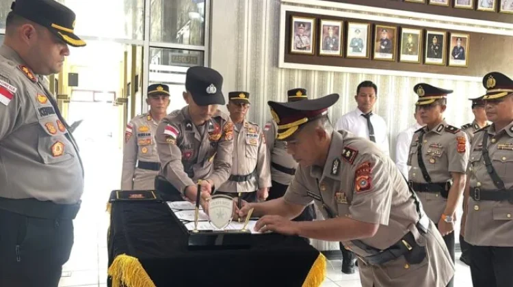 Polres Simeulue Gelar Serah Terima Jabatan Wakapolres dan Kabag Log