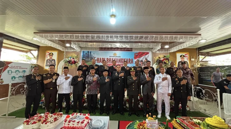 Wakil Bupati Simeulue Hadiri Upacara Hari Bhayangkara ke-80