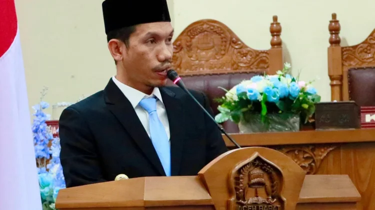 Bupati Tarmizi Hadiri Rapat DPRK Paripurna ke Tiga