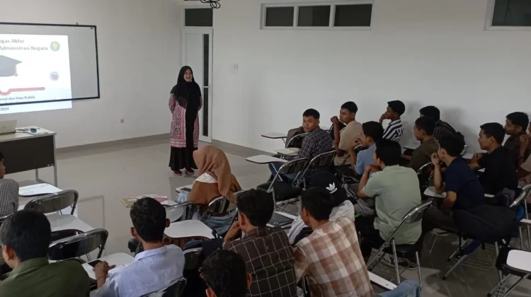 Julia Rizki Tantangan Mengajar Bahasa Inggris di Era AI