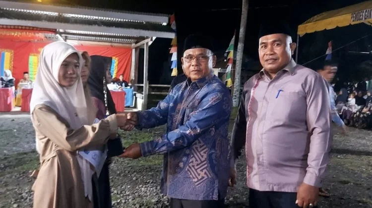 Wabup Simeulue Tutup MTQ VIII Desa Ganting