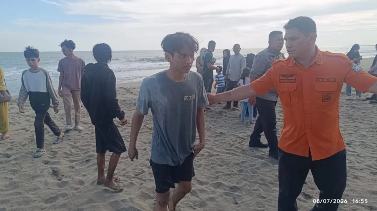 Korban Hanyut di Pantai Suak Ribee Berhasil Diselamatkan