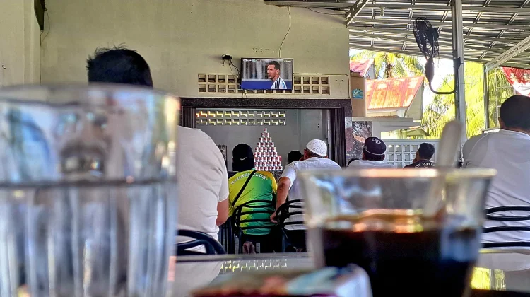 Argentina Unggul sementara 1-0 atas Swiss, Warga Meulaboh Nobar Sambil  Ngopi Pagi