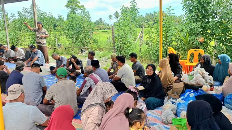 Bentuk Syukur, Petani Gampong Paya Lumpat "Khanduri Bungong Pade"