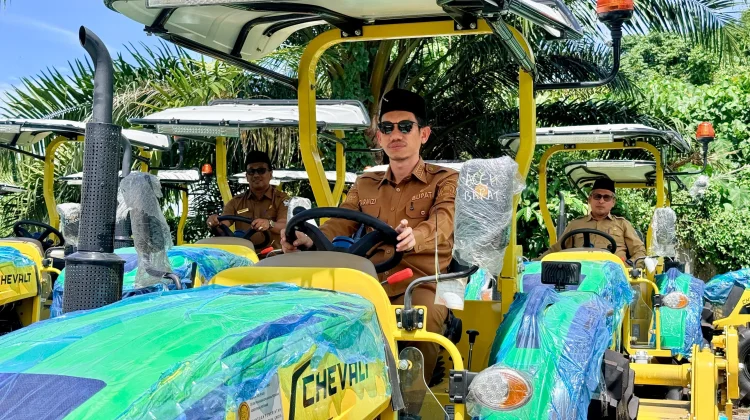 Pemkab Aceh Barat Terima Ratusan Alsintan, Produktivitas Petani Digenjot