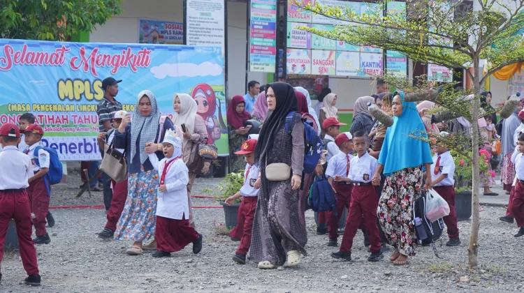 Bupati TRK Pendidikan Investasi Masa Depan Nagan Raya Raya