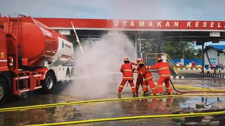 Pertamina Patra Niaga Bersama BPBD Aceh Barat Gelar Simulasi Kebencanaan