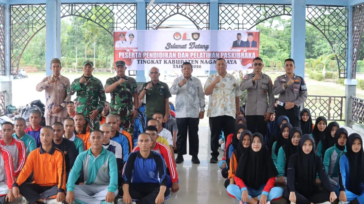 Kesbangpol Nagan Raya Gelar Diklat Paskibraka