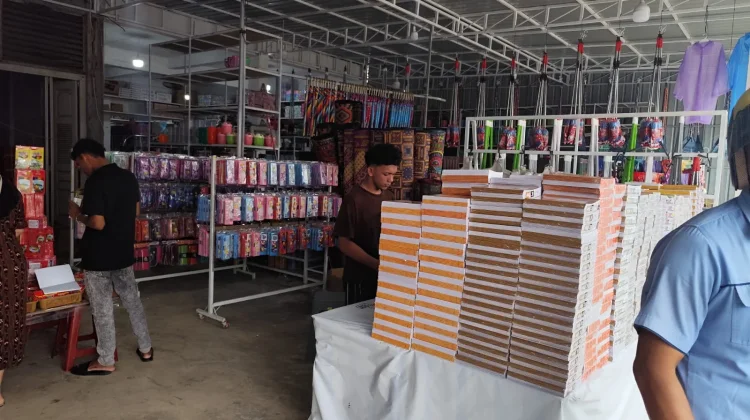 Sekolah Sudah Mulai Stok Alat Tulis Masih Tersedia