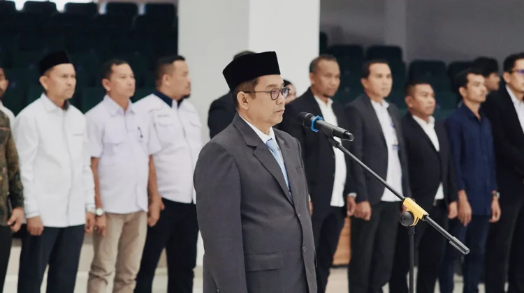 Dilantik Sebagai Wakil Rektor II UTU, Ini Profil Doktor Mursyidin