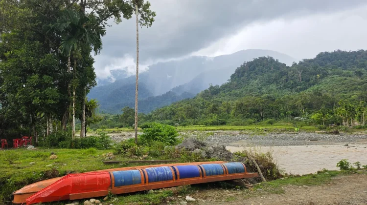 BPBD Aceh Barat Siapkan Rakit Penyeberangan Darurat untuk Warga Desa Sikundo