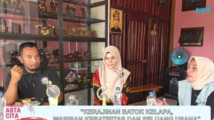 Pengrajin Nagan Raya Ajak Anak Muda Kreatif Berwirausaha