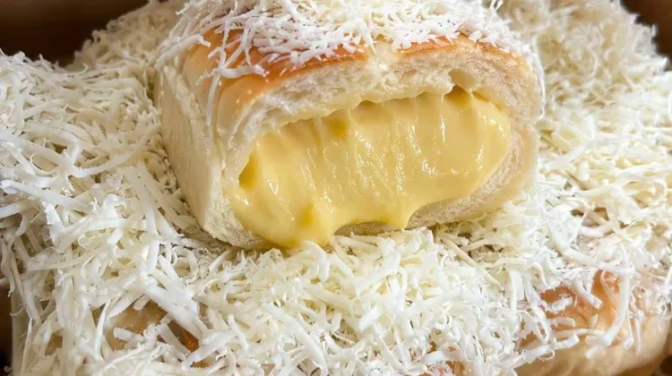 Roti Durian Meulaboh Laris, Berawal dari 10 Kini 200 Kotak
