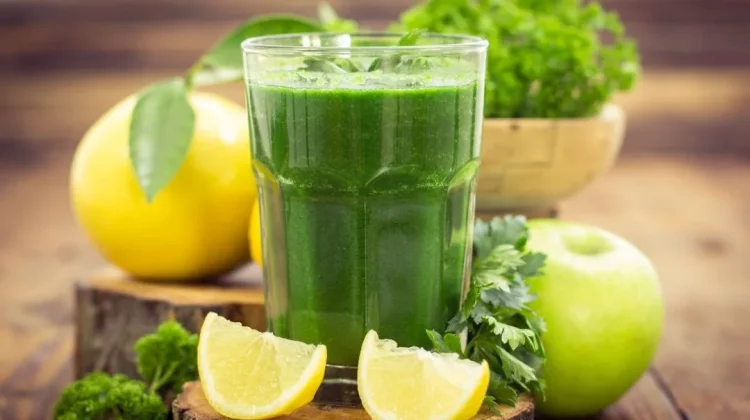 Detoks Alami dengan Jus Buah Segar