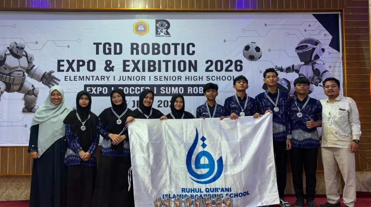 Tim Robotik Dayah Ruhul Qur'ani Sabet Delapan Penghargaan Nasional