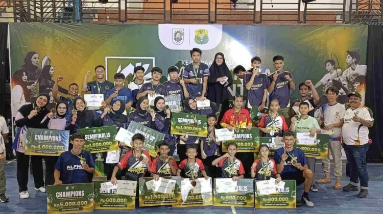 Moment Badminton Vol.3 Sukses Digelar, Ratusan Penonton Padati Partai Final