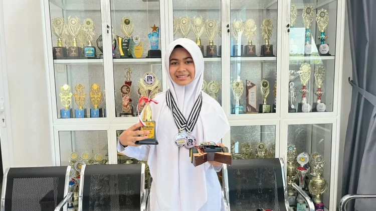 Adilia Muyassarah Raih Best Goal Keeper, Harumkan Dayah Ruhul Qur'ani di Ajang Robot