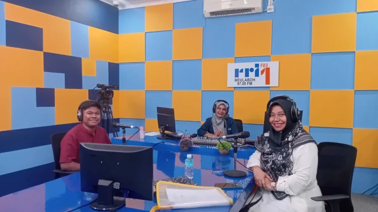 UTU Olah Enceng Gondok Jadi Pupuk Organik Ramah Lingkungan