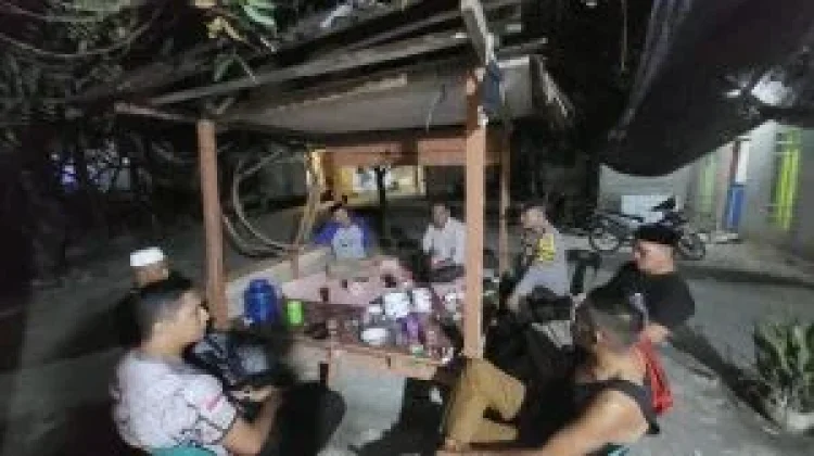 Polsek Samadua Intensifkan Himbauan Kamtibmas pada Kegiatan Patroli Malam