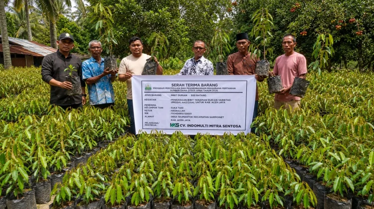 Masyarakat Dapat Bantuan Bibit Holtikultura di Aceh Jaya