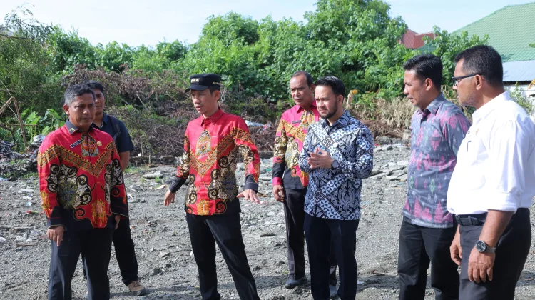 Bupati Tarmizi Pantau Lokasi pembangunan Gerai