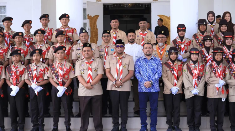 Wabup Raja Sayang Lepas Kontingen Pramuka