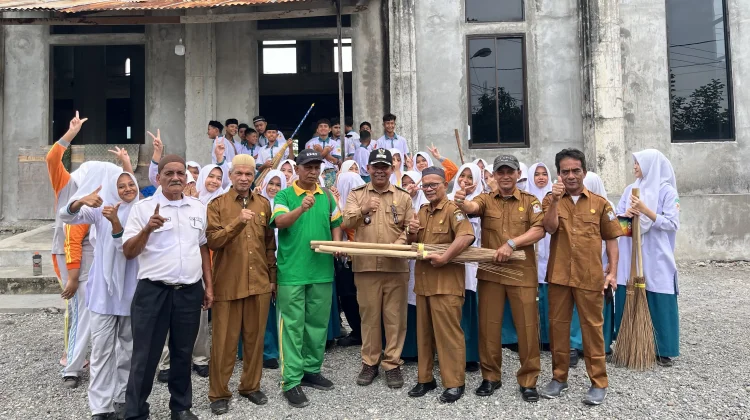 MTs Harapan Bangsa Gelar Gebar Mas Sambut HUT ke-81 RI