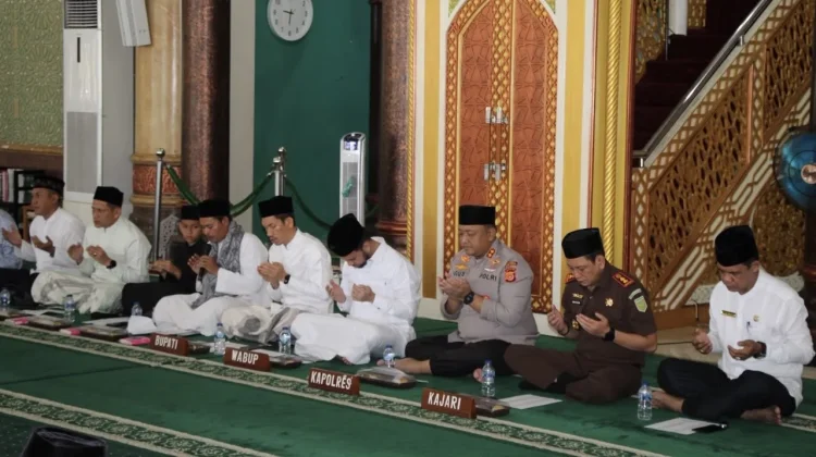 Kapolres Aceh Barat Perkuat Sinergi Kamtibmas lewat Zikir Rabu Abeh