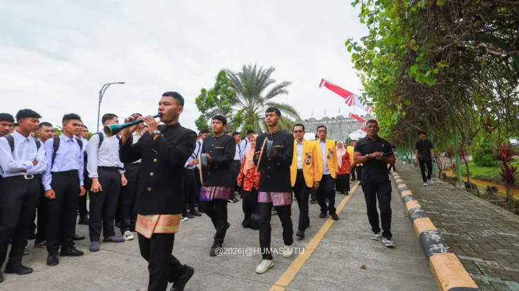 Mahasiswa Baru Ikuti PKKMB UTU 2026