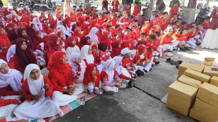 Meriahkan HUT RI ke-81, MIS Nurul Falah Gelar Jalan Santai Ceria