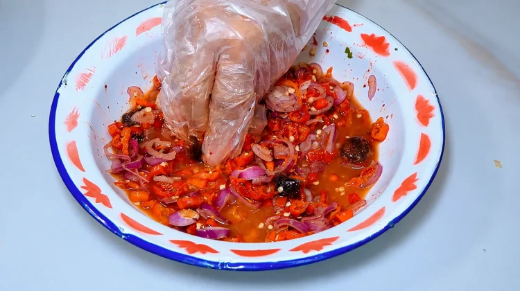 Sekali Coba Susah Berhenti! Begini Cara Membuat Sambal Picit Khas Lampung