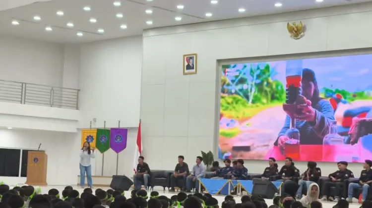 PKKMB FT UTU 2026 Kenalkan Inovasi Phyrotech Pengolah Sampah Plastik