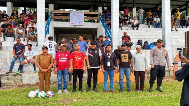 Ketua KONI Aceh Barat Buka Liga Silaturahmi Pemuda Kaway XVI