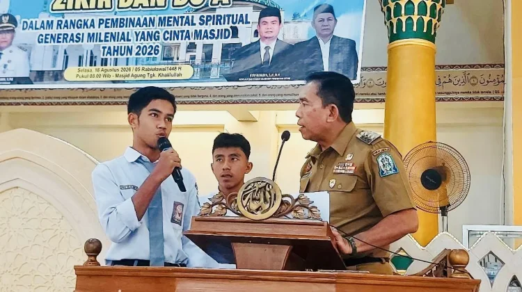 Bupati Simeulue Ajak Generasi Muda Cintai dan Makmurkan Masjid