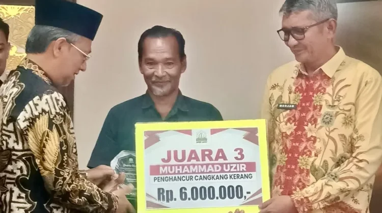 Mesin Penghancur Cangkang Kerang dari Aceh Barat Juara 3 Ajang TTG se Aceh