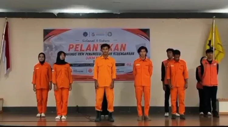 Wakil Rektor Bidang Kemahasiswaan dan Alumni Lantik Ferdi Hasmin Ketua UKM PK UTU