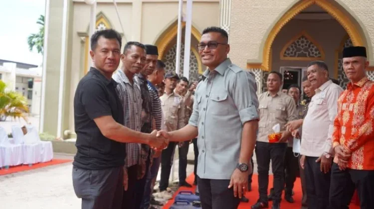 Kelompok Tani Abdya Terima Bantuan Pupuk Organik Cair dari TMI